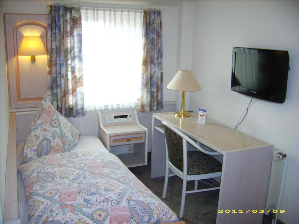 Hotel Schnarr Τσέλε Δωμάτιο φωτογραφία