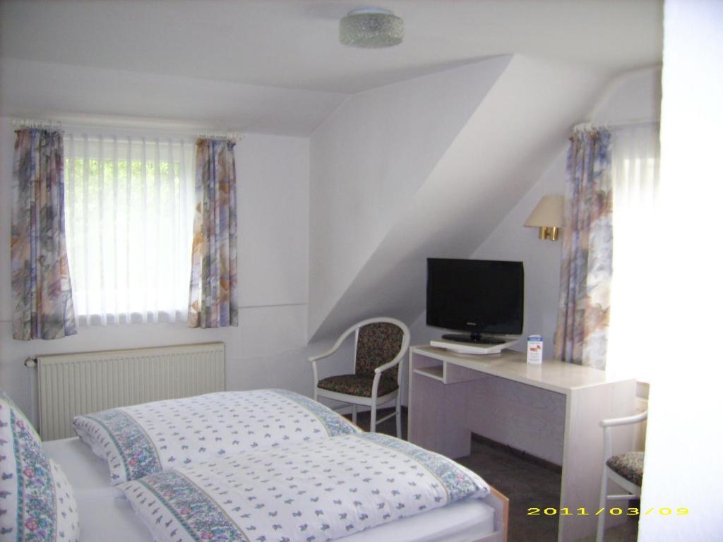 Hotel Schnarr Τσέλε Δωμάτιο φωτογραφία