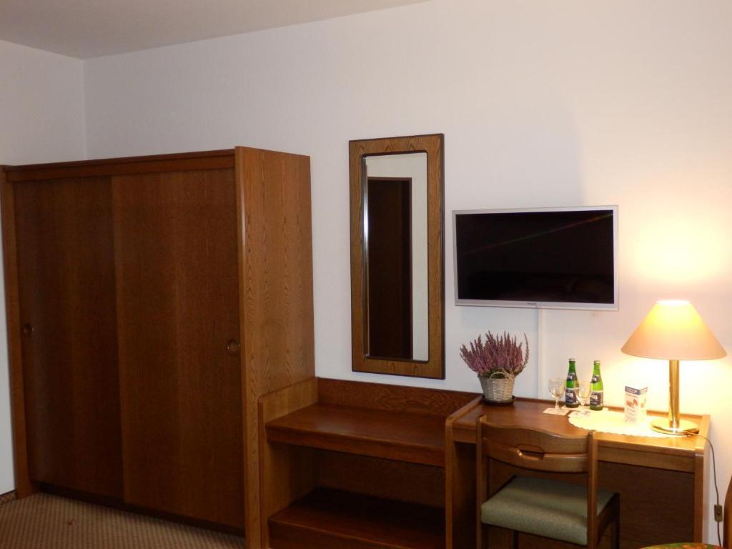 Hotel Schnarr Τσέλε Εξωτερικό φωτογραφία