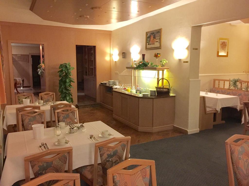 Hotel Schnarr Τσέλε Εξωτερικό φωτογραφία